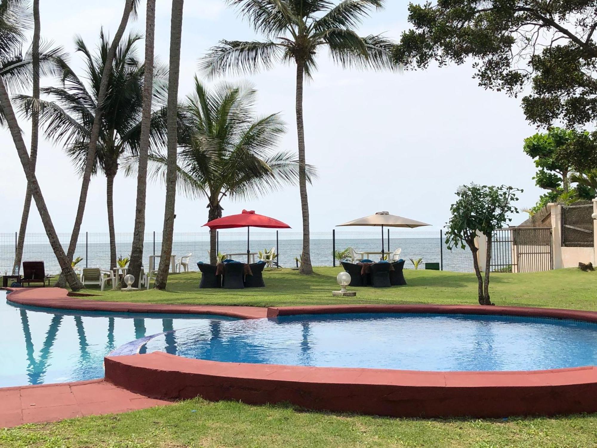 Résidence Hôtelière Océane Libreville Exterior foto
